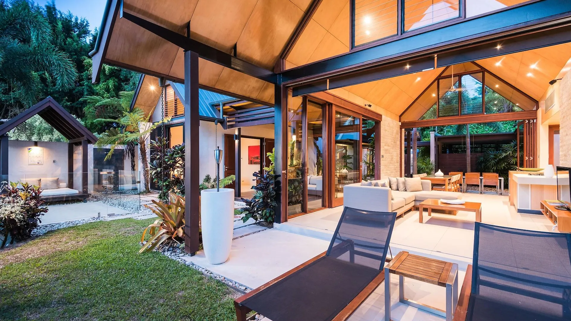 Niramaya Villas And Spa Port Douglas